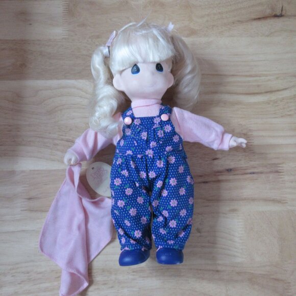 Precious Moments 12" Doll - Cindy with Blanket Vintage 1996 # 1441 - Picture 2 of 7
